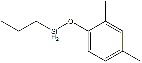 (2,4-ジメチルフェノキシ)プロピルシラン 化学構造式