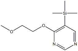 4-(2-Methoxyethoxy)-5-(trimethylsilyl)pyrimidine Struktur