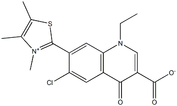 1,4-Dihydro-1-ethyl-4-oxo-6-chloro-7-[(3,4,5-trimethylthiazol-3-ium)-2-yl]quinoline-3-carboxylic acid Struktur