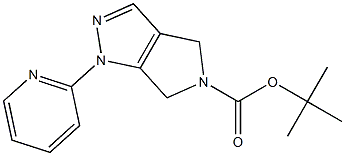 1-Pyridin-2-yl-4,6-dihydro-1H-pyrrolo[3,4-c]pyrazole-5-carboxylic acid tert-butyl ester 化学構造式