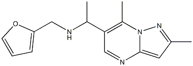 (1-{2,7-dimethylpyrazolo[1,5-a]pyrimidin-6-yl}ethyl)(furan-2-ylmethyl)amine|