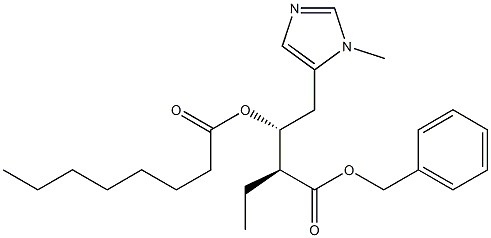 (2S,3R)-2-エチル-4-[(1-メチル-1H-イミダゾール)-5-イル]-3-オクタノイルオキシブタン酸ベンジル 化学構造式