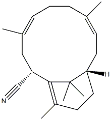 (2R,4E,8E,11S)-4,8,14,15,15-ペンタメチルビシクロ[9.3.1]ペンタデカ-4,8,14(1)-トリエン-2-カルボニトリル 化学構造式