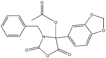 4-Acetoxy-3-benzyl-4-(1,3-benzodioxol-5-yl)oxazolidine-2,5-dione 结构式