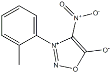 4-Nitro-3-(2-methylphenyl)sydnone Struktur