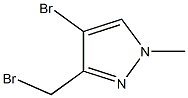 4-bromo-3-(bromomethyl)-1-methyl-1H-pyrazole 化学構造式
