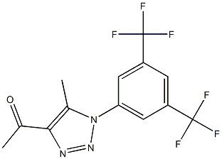 1-{1-[3,5-di(trifluoromethyl)phenyl]-5-methyl-1H-1,2,3-triazol-4-yl}ethan-1-one 化学構造式