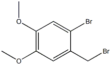 1-bromo-2-(bromomethyl)-4,5-dimethoxybenzene 化学構造式