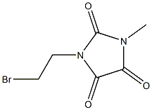 1-(2-bromoethyl)-3-methylimidazolidine-2,4,5-trione 结构式