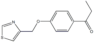 1-[4-(1,3-thiazol-4-ylmethoxy)phenyl]propan-1-one 化学構造式