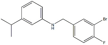 N-[(3-bromo-4-fluorophenyl)methyl]-3-(propan-2-yl)aniline 化学構造式