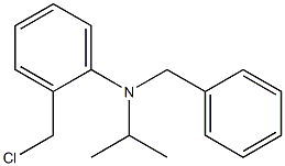 N-benzyl-2-(chloromethyl)-N-(propan-2-yl)aniline Struktur