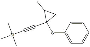 1-フェニルチオ-1-(トリメチルシリルエチニル)-2-メチルシクロプロパン 化学構造式