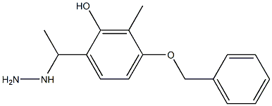 1-(1-(4-(benzyloxy)-2-hydroxy-3-methylphenyl)ethyl)hydrazine Struktur