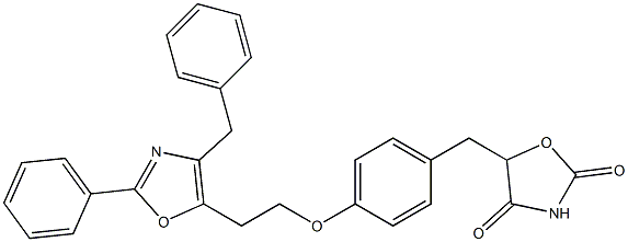 5-[4-[2-(4-ベンジル-2-フェニル-5-オキサゾリル)エトキシ]ベンジル]オキサゾリジン-2,4-ジオン 化学構造式