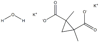 dipotassium 1,2-dimethylcyclopropane-1,2-dicarboxylate hydrate Struktur