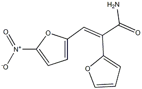 (E)-2-(2-フリル)-3-(5-ニトロ-2-フリル)アクリルアミド 化学構造式