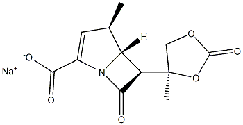 (4R,5R,6S)-4-メチル-6-[(4S)-4-メチル-2-オキソ-1,3-ジオキソラン-4-イル]-7-オキソ-1-アザビシクロ[3.2.0]ヘプタ-2-エン-2-カルボン酸ナトリウム 化学構造式