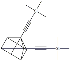 1,4-Bis[(trimethylsilyl)ethynyl]pentacyclo[4.2.0.02,5.03,8.04,7]octane Struktur