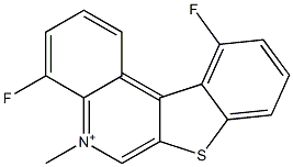 4,11-ジフルオロ-5-メチル[1]ベンゾチエノ[2,3-c]キノリン-5-イウム 化学構造式
