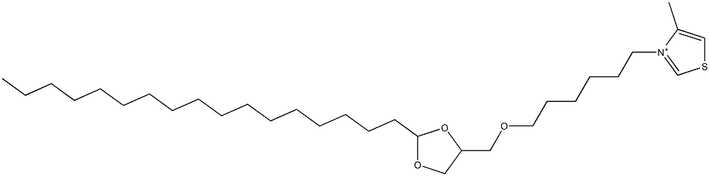 3-[6-(2-ヘプタデシル-1,3-ジオキソラン-4-イルメトキシ)ヘキシル]-4-メチルチアゾリウム 化学構造式