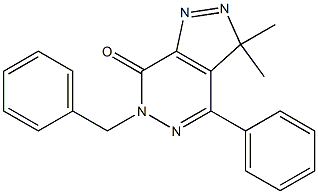 3,3-Dimethyl-6-benzyl-4-phenyl-3H-pyrazolo[3,4-d]pyridazin-7(6H)-one Struktur
