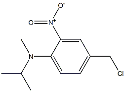 4-(chloromethyl)-N-methyl-2-nitro-N-(propan-2-yl)aniline 化学構造式