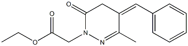 6-Methyl-5-benzylidene-3-oxo-2,3,4,5-tetrahydropyridazine-2-acetic acid ethyl ester Struktur