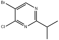 5-bromo-4-chloro-2-isopropylpyrimidine 化学構造式