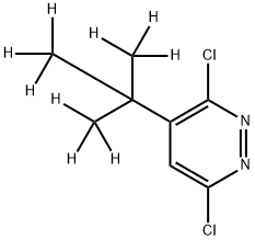 3,6-dichloro-4-(2-(methyl-d3)propan-2-yl-1,1,1,3,3,3-d6)pyridazine 化学構造式