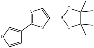 2-(furan-3-yl)-5-(4,4,5,5-tetramethyl-1,3,2-dioxaborolan-2-yl)thiazole Struktur