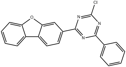 2-chloro-4-(dibenzo[b,d]furan-3-yl)-6-phenyl-1,3,5-triazine Struktur