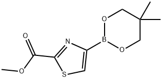 2-(Methoxycarbonyl)thiazole-4-boronic acid neopentylglycol ester Structure