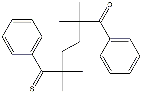 2,2,5,5-テトラメチル-1-オキソ-1,6-ジフェニルヘキサン-6-チオン 化学構造式