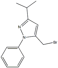 5-BROMOMETHYL-3-ISOPROPYL-N-PHENYL PYRAZOLE 化学構造式