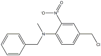 N-benzyl-4-(chloromethyl)-N-methyl-2-nitroaniline 化学構造式