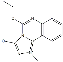 5-エトキシ-1-メチル-1,2,4-トリアゾロ[4,3-c]キナゾリン-1-イウム-3-オラート 化学構造式