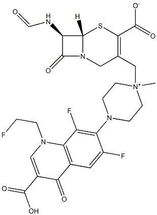 (7R)-7-ホルミルアミノ-3-[[4-[[3-カルボキシ-6,8-ジフルオロ-1-(2-フルオロエチル)-1,4-ジヒドロ-4-オキソキノリン]-7-イル]-1-メチルピペラジニウム]-1-イルメチル]セファム-3-エン-4-カルボキシラート 化学構造式