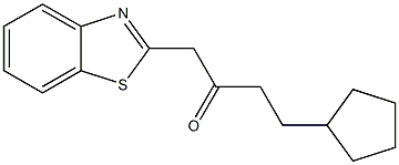 1-(1,3-benzothiazol-2-yl)-4-cyclopentylbutan-2-one 化学構造式