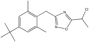 3-[(4-tert-butyl-2,6-dimethylphenyl)methyl]-5-(1-chloroethyl)-1,2,4-oxadiazole,,结构式