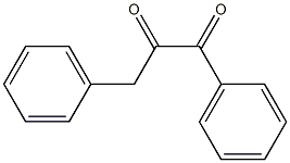 1,3-ジフェニルプロパン-1,2-ジオン 化学構造式