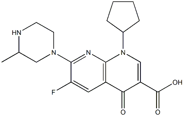 1-シクロペンチル-4-オキソ-6-フルオロ-7-(3-メチルピペラジン-1-イル)-1,4-ジヒドロ-1,8-ナフチリジン-3-カルボン酸 化学構造式
