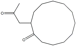 2-(2-オキソプロピル)シクロドデカノン 化学構造式