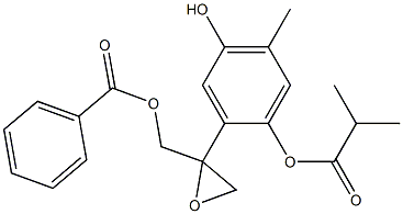 2-[2-(ベンゾイルオキシメチル)オキシラニル]-5-メチル-1,4-ベンゼンジオール1-(2-メチルプロパノアート) 化学構造式