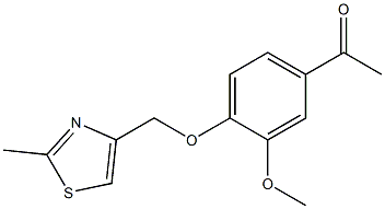 1-{3-methoxy-4-[(2-methyl-1,3-thiazol-4-yl)methoxy]phenyl}ethan-1-one 化学構造式