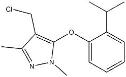 4-(chloromethyl)-1,3-dimethyl-5-[2-(propan-2-yl)phenoxy]-1H-pyrazole Struktur