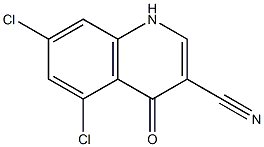 5,7-dichloro-4-oxo-1,4-dihydroquinoline-3-carbonitrile 化学構造式