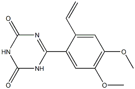 6-(2-Ethenyl-4,5-dimethoxyphenyl)-1,3,5-triazine-2,4(1H,3H)-dione Struktur