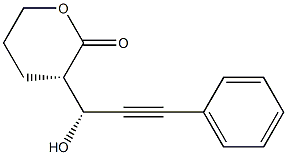 (S)-3-[(R)-3-フェニル-1-ヒドロキシ-2-プロピニル]-3,4,5,6-テトラヒドロ-2H-ピラン-2-オン 化学構造式