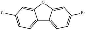 3-bromo-7-chlorodibenzo[b,d]furan 化学構造式